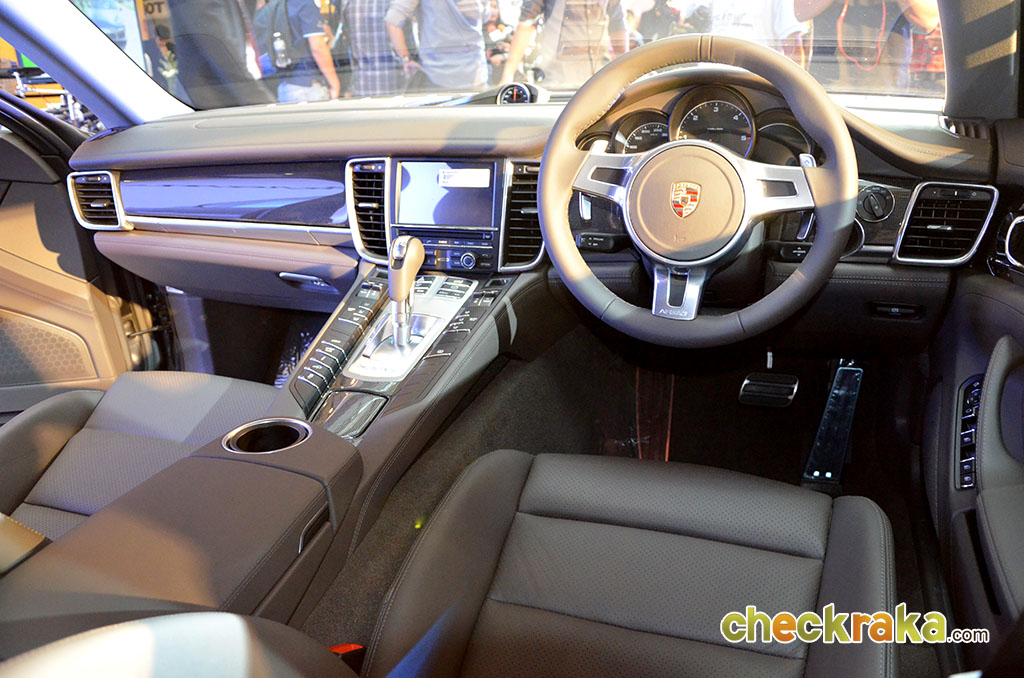 Porsche Panamera V6 Diesel ปอร์เช่ พานาเมร่า ปี 2013 : ภาพที่ 11