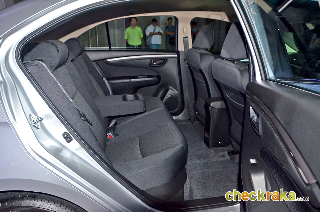 Suzuki Ciaz GL MT ซูซูกิ เซียส ปี 2015 : ภาพที่ 16