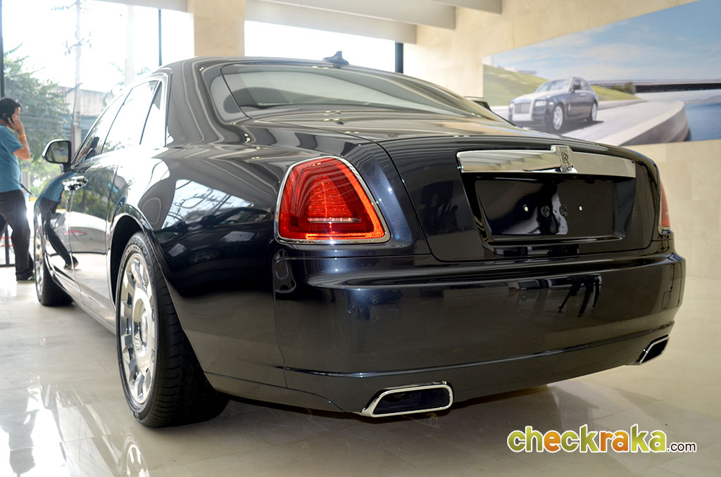 รูปภาพ โรลส์-รอยซ์ Rolls-Royce Ghost Standard ปี 2011