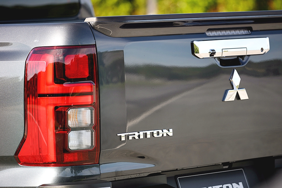 รูปภาพ มิตซูบิชิ Mitsubishi Triton Double Cab LR 2.4 PRO ปี 2023