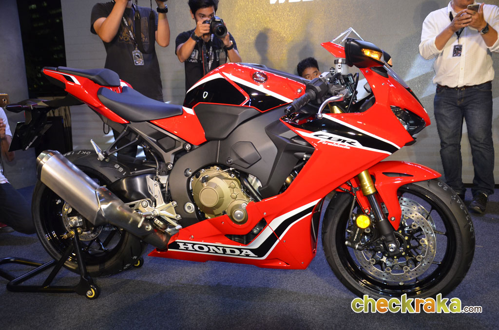 Honda CBR 1000RR ABS ฮอนด้า ซีบีอาร์ ปี 2017 : ภาพที่ 9