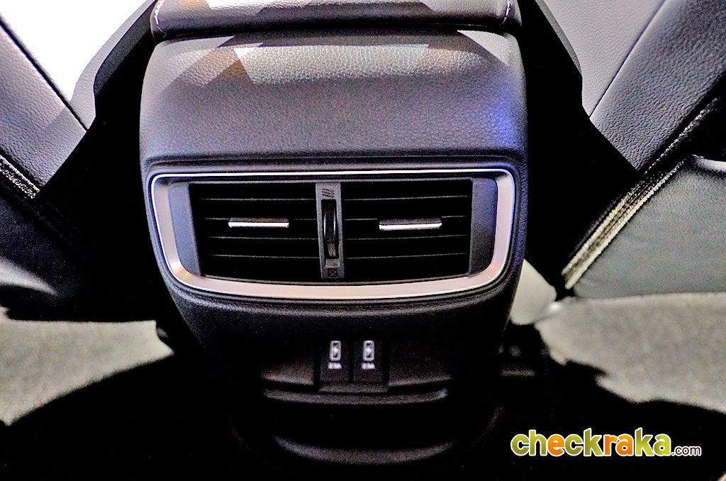 Honda CR-V 2.4 EL i-VTEC 4WD ฮอนด้า ซีอาร์-วี ปี 2017 : ภาพที่ 16