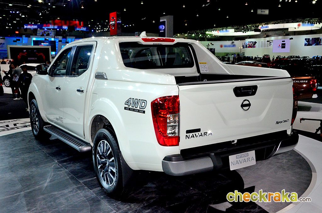 Nissan Navara NP300 Double Cab Calibre VL Sportech 6MT นิสสัน นาวาร่า ปี 2015 : ภาพที่ 10