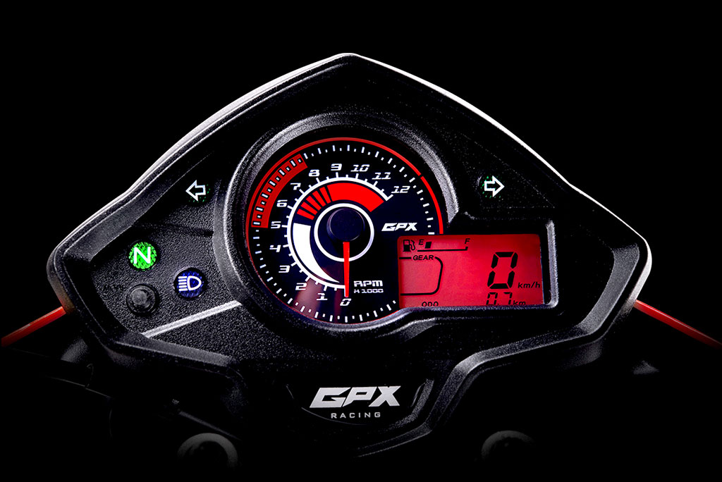 GPX CR5 EFI จีพีเอ็กซ์ ปี 2016 : ภาพที่ 3