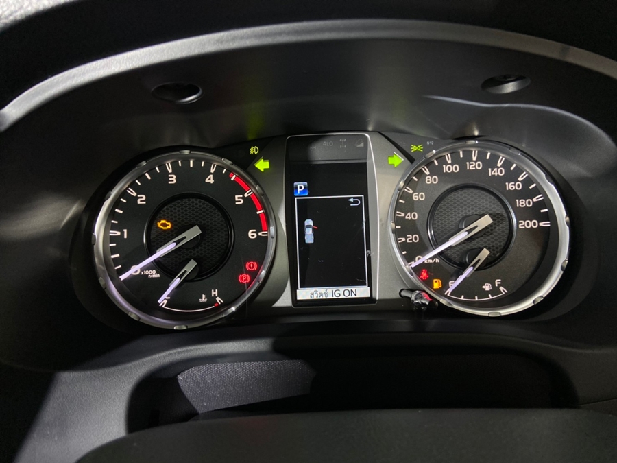 Toyota Revo Smart Cab 4X4 2.8 High โตโยต้า รีโว่ ปี 2021 : ภาพที่ 6