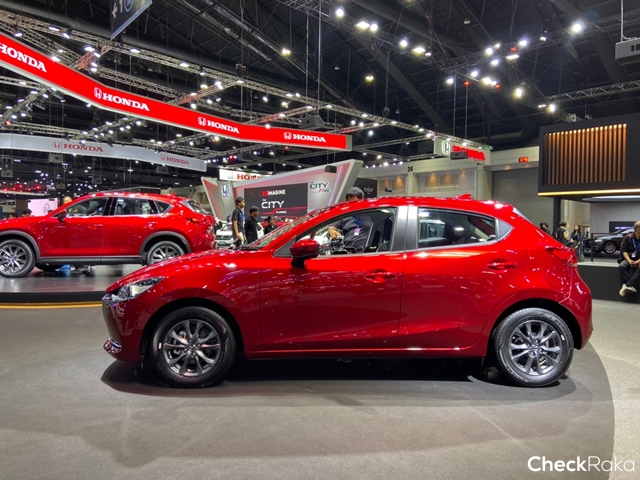 Mazda 2 1.3 SP Sports มาสด้า ปี 2021 : ภาพที่ 11