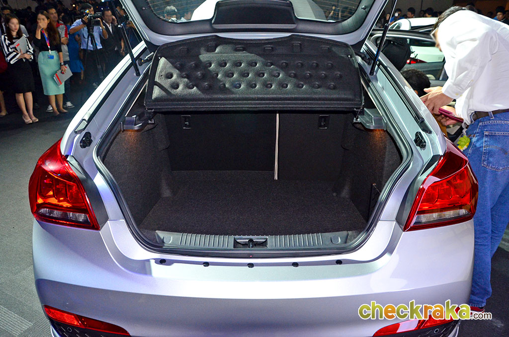 MG 6 1.8 D Turbo Sunroof DCT Fastback เอ็มจี 6 ปี 2015 : ภาพที่ 20