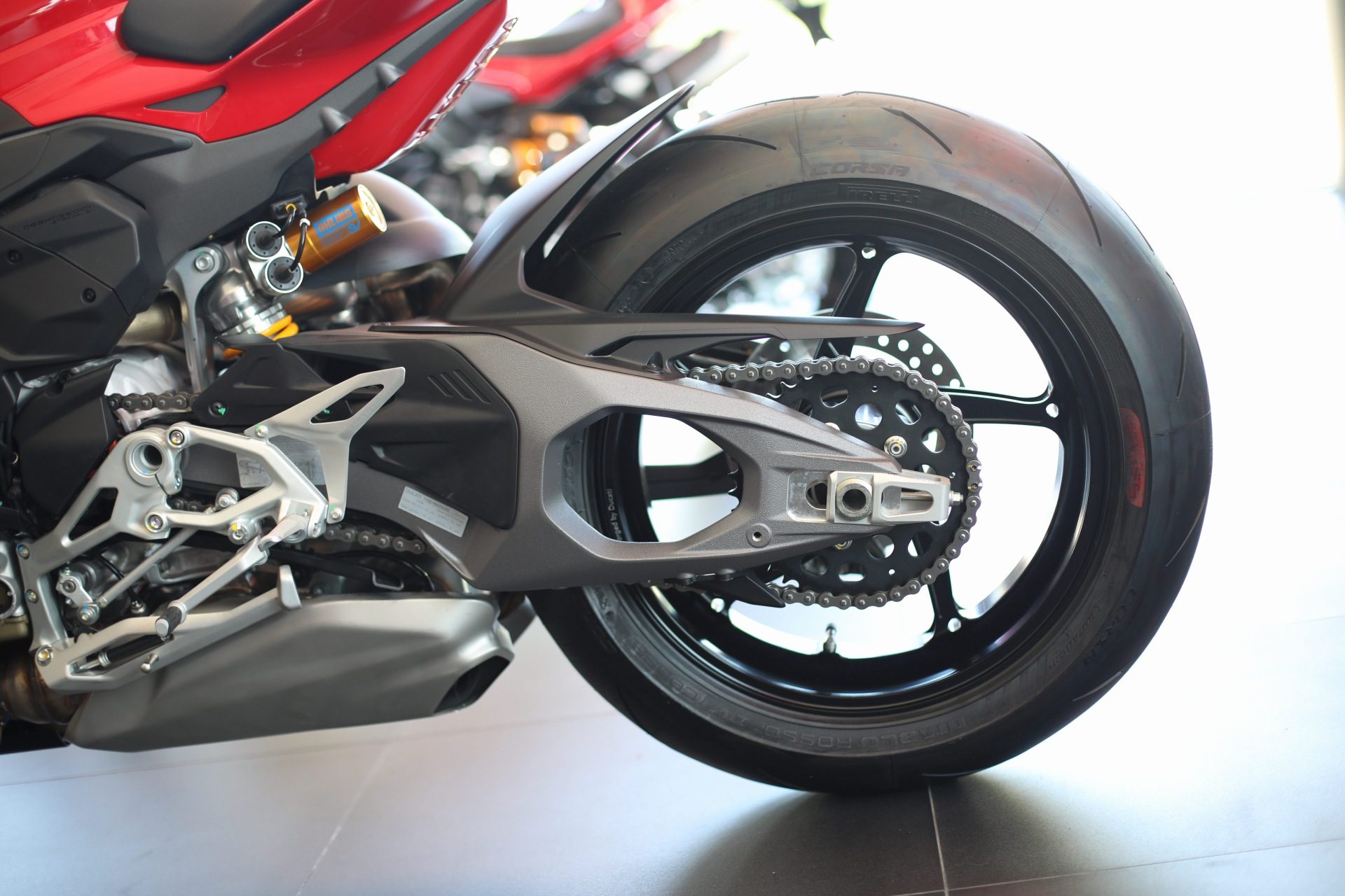 รูปภาพ ดูคาติ Ducati Streetfighter V4S ปี 2025
