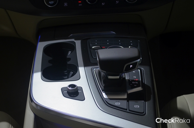 รูปภาพ อาวดี้ Audi Q7 45 TDI quattro S Line ปี 2017