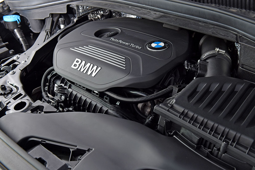 BMW Series 2 218i Gran Tourer Luxury บีเอ็มดับเบิลยู ซีรีส์ 2 ปี 2015 : ภาพที่ 8