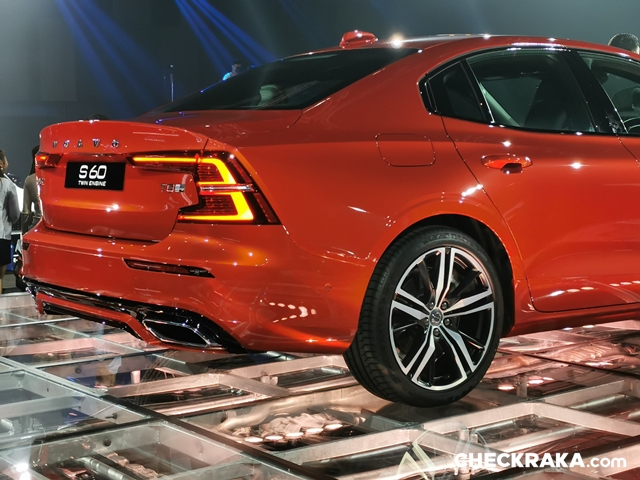 รูปภาพ วอลโว่ Volvo S60 Recharge Plug-in Hybrid Inscription Expression ปี 2022