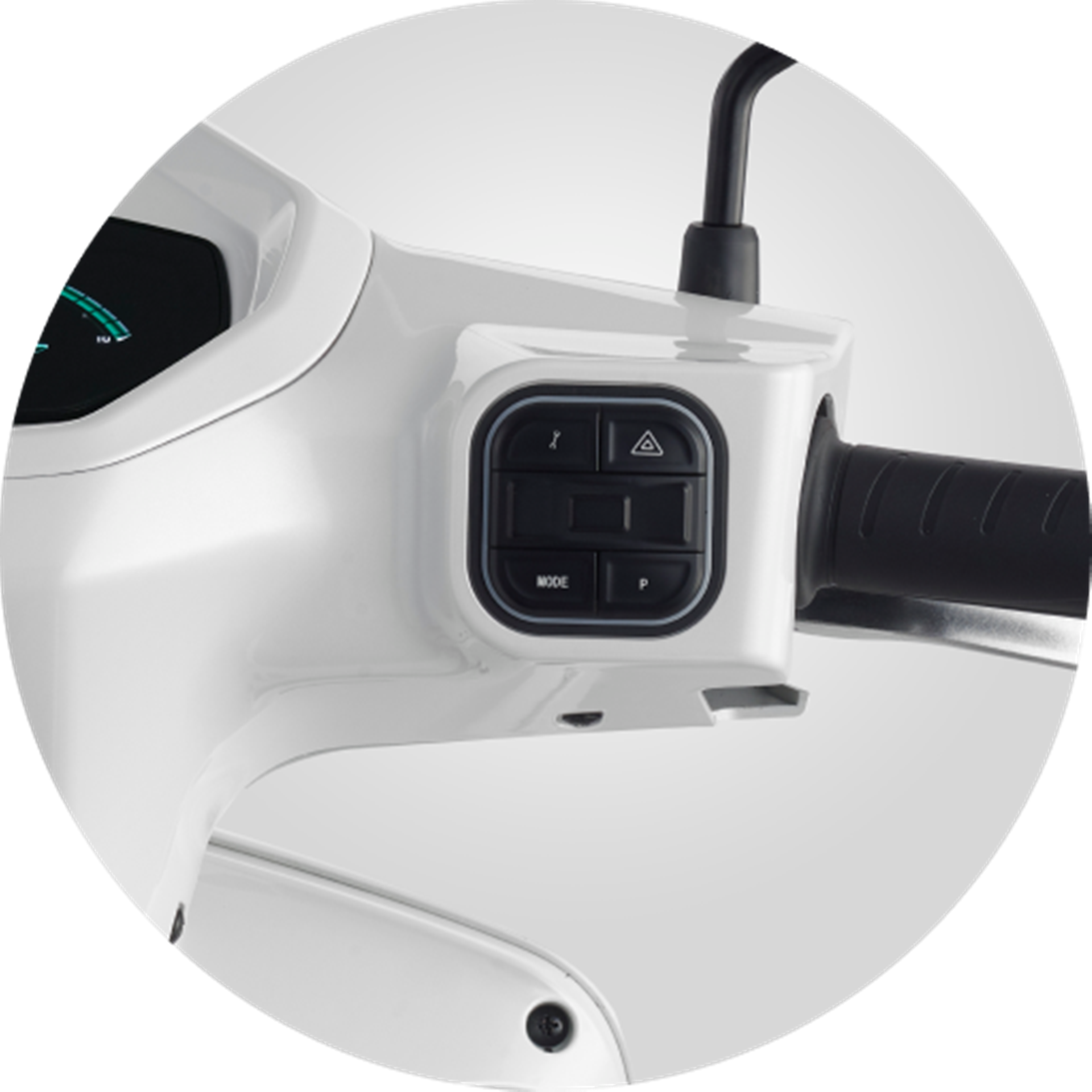 รูปภาพ อีเอ็ม EM Milano (Standard) ปี 2025