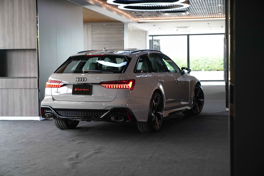 Audi RS 6 Avant quattro อาวดี้ ปี 2021 : ภาพที่ 2