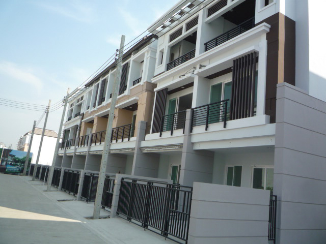 รูปภาพ บ้านกลางเมือง Urbanion พระราม 9 - ลาดพร้าว