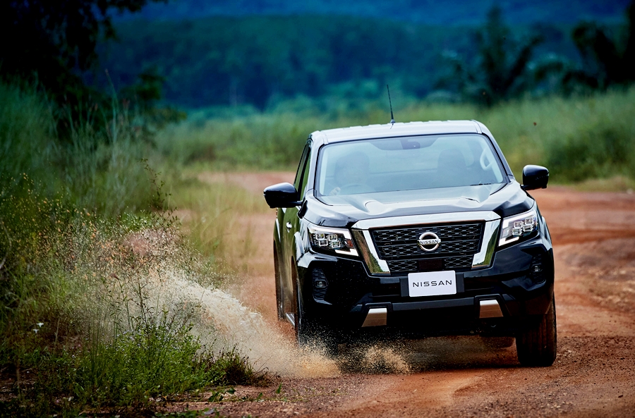 Nissan Navara King Cab CALIBRE V 7AT นิสสัน นาวาร่า ปี 2022 : ภาพที่ 9
