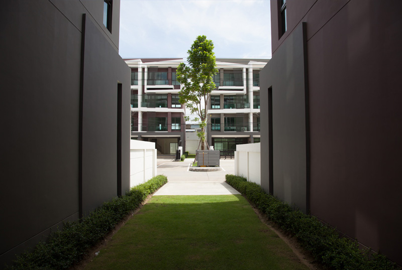 รูปภาพ บี อเวนิว วัชรพล (B Avenue Watcharapol)