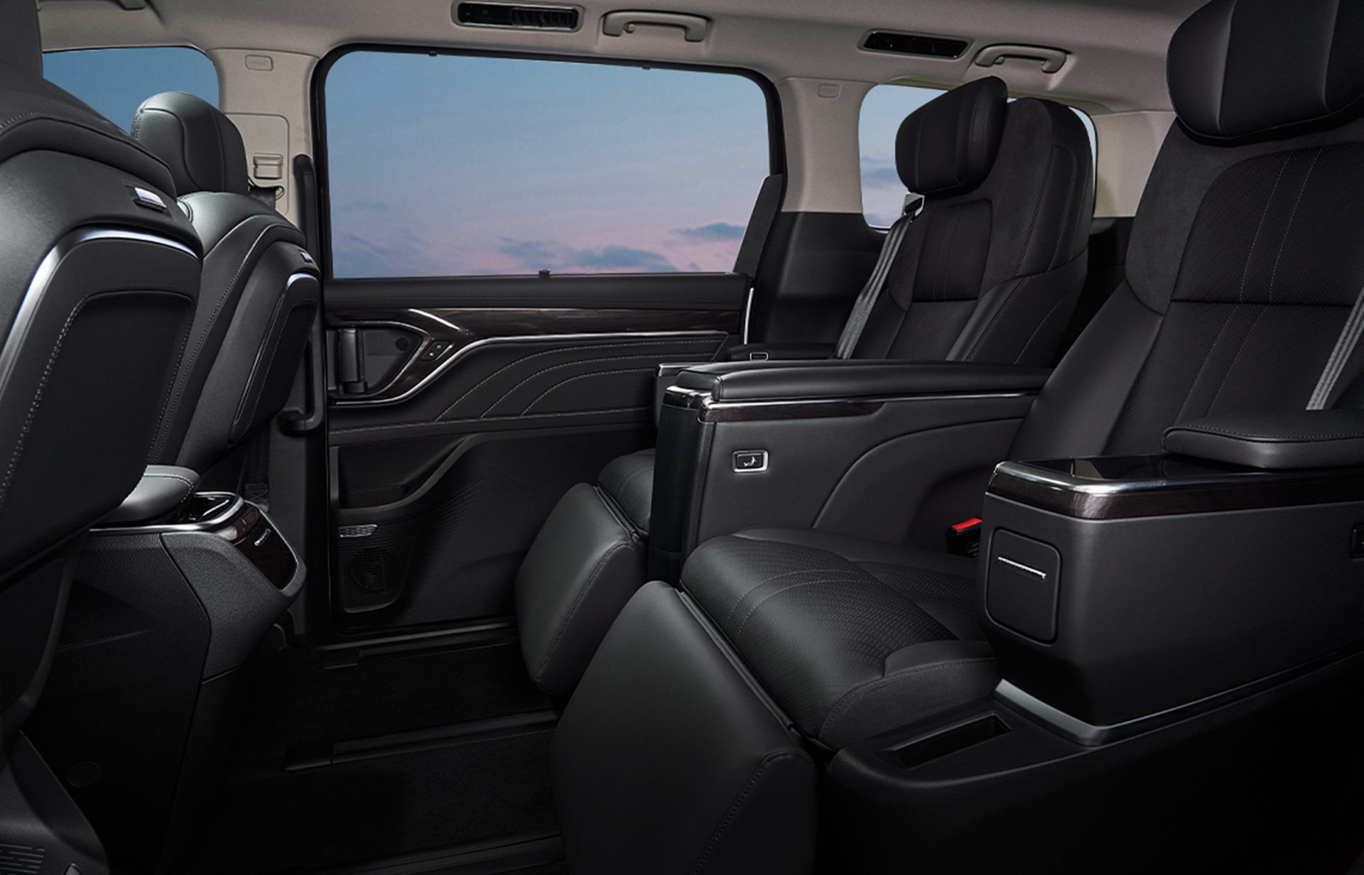 รูปภาพ เอ็มจี MG MAXUS9 PLUS ปี 2025