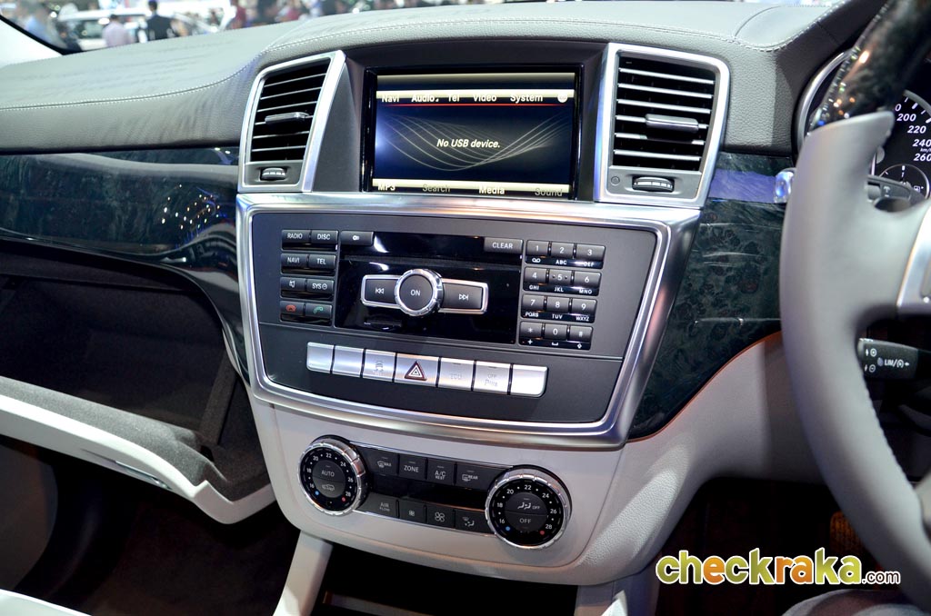 รูปภาพ เมอร์เซเดส-เบนซ์ Mercedes-benz GL-Class GL350 BlueTEC AMG Premium ปี 2013