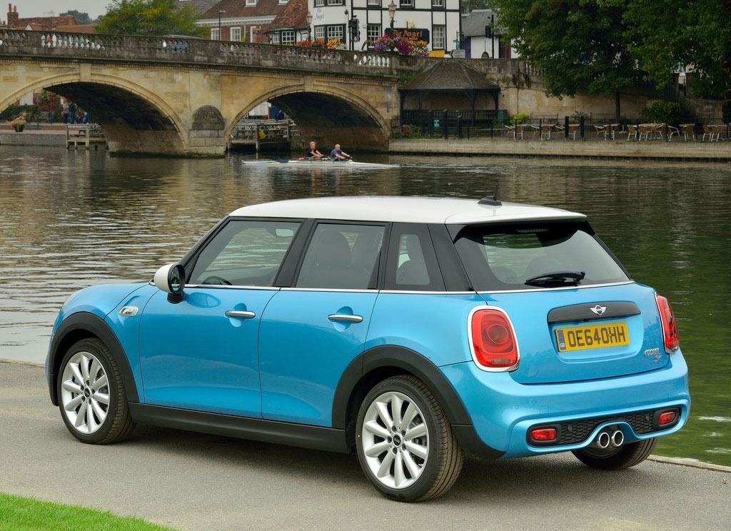Mini Hatch 5 Door Cooper SD มินิ แฮทช์ 5 ประตู ปี 2014 : ภาพที่ 4