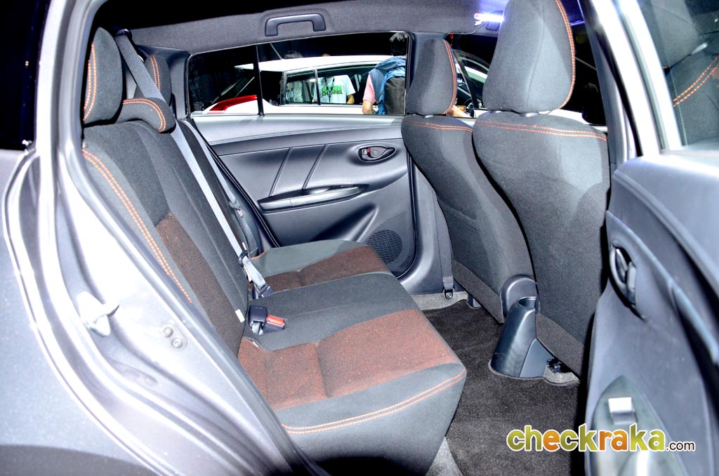 รูปภาพ โตโยต้า Toyota Yaris 1.2 E ปี 2013