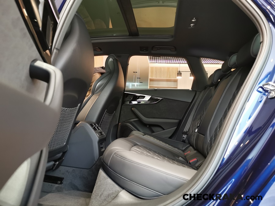 รูปภาพ อาวดี้ Audi A4 Avant 45 TFSI quattro S line Black Edition ปี 2020