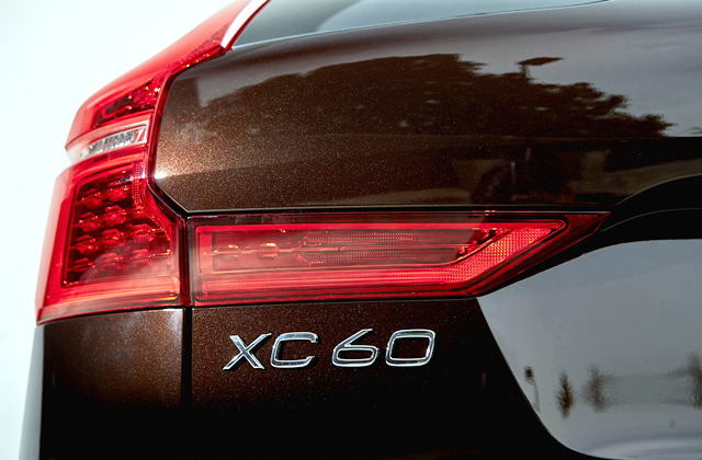 Volvo XC60 D4 AWD Momentum วอลโว่ เอ็กซ์ซี60 ปี 2020 : ภาพที่ 5