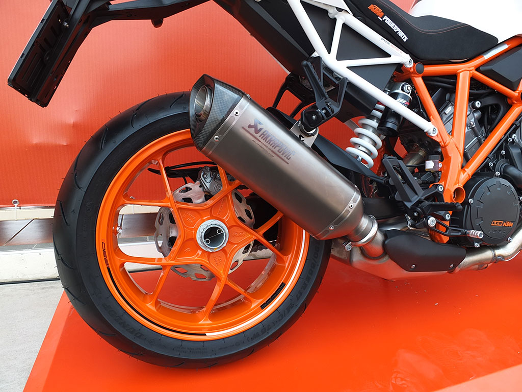 KTM 1290 Super Duke R Special Edition เคทีเอ็ม ปี 2016 : ภาพที่ 11