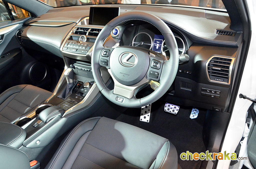 Lexus NX 300 F Sport เลกซัส เอ็นเอ็กซ์ ปี 2014 : ภาพที่ 15