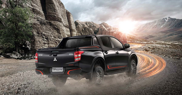 Mitsubishi Triton Double Cab Plus Athelete 2.4 MIVEC 6 M/T มิตซูบิชิ ไทรทัน ปี 2017 : ภาพที่ 1