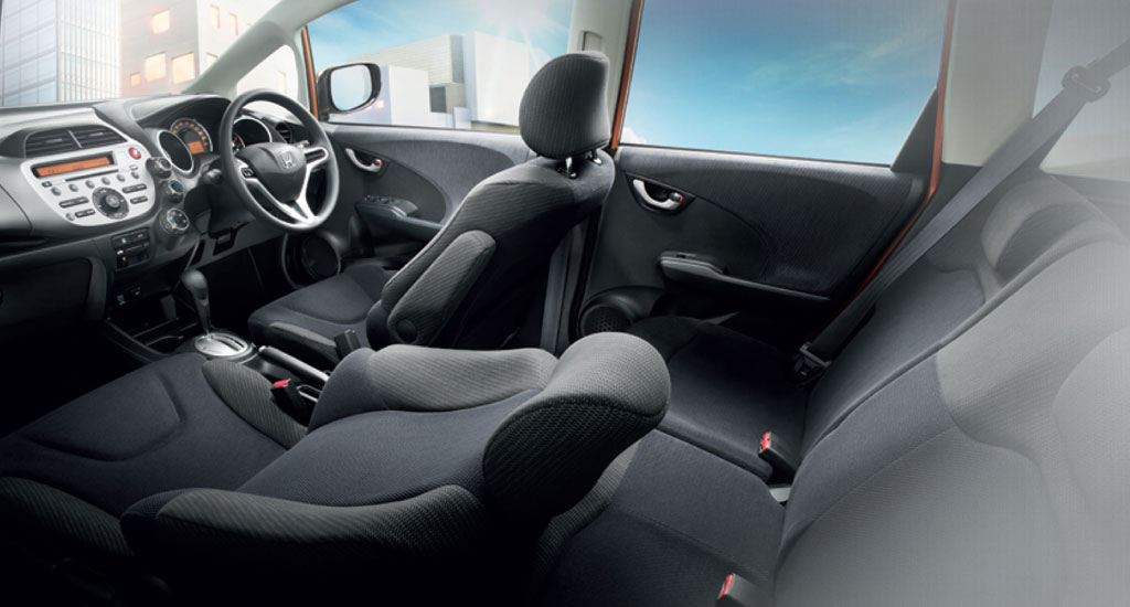 รูปภาพ ฮอนด้า Honda Jazz SV AT ปี 2011