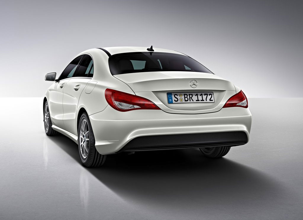 รูปภาพ เมอร์เซเดส-เบนซ์ Mercedes-benz CLA-Class CLA 180 Urban ปี 2015
