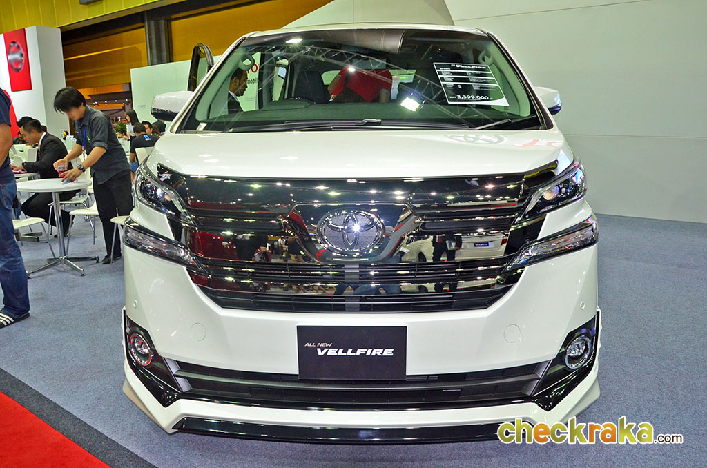 Toyota Vellfire 2.5 โตโยต้า เวลไฟร์ ปี 2015 : ภาพที่ 12