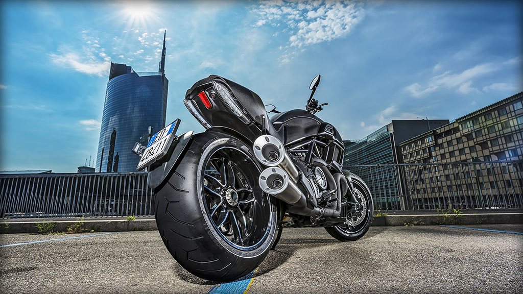 Ducati Diavel XDiavel Carbon Version ดูคาติ เดียแวล ปี 2016 : ภาพที่ 8