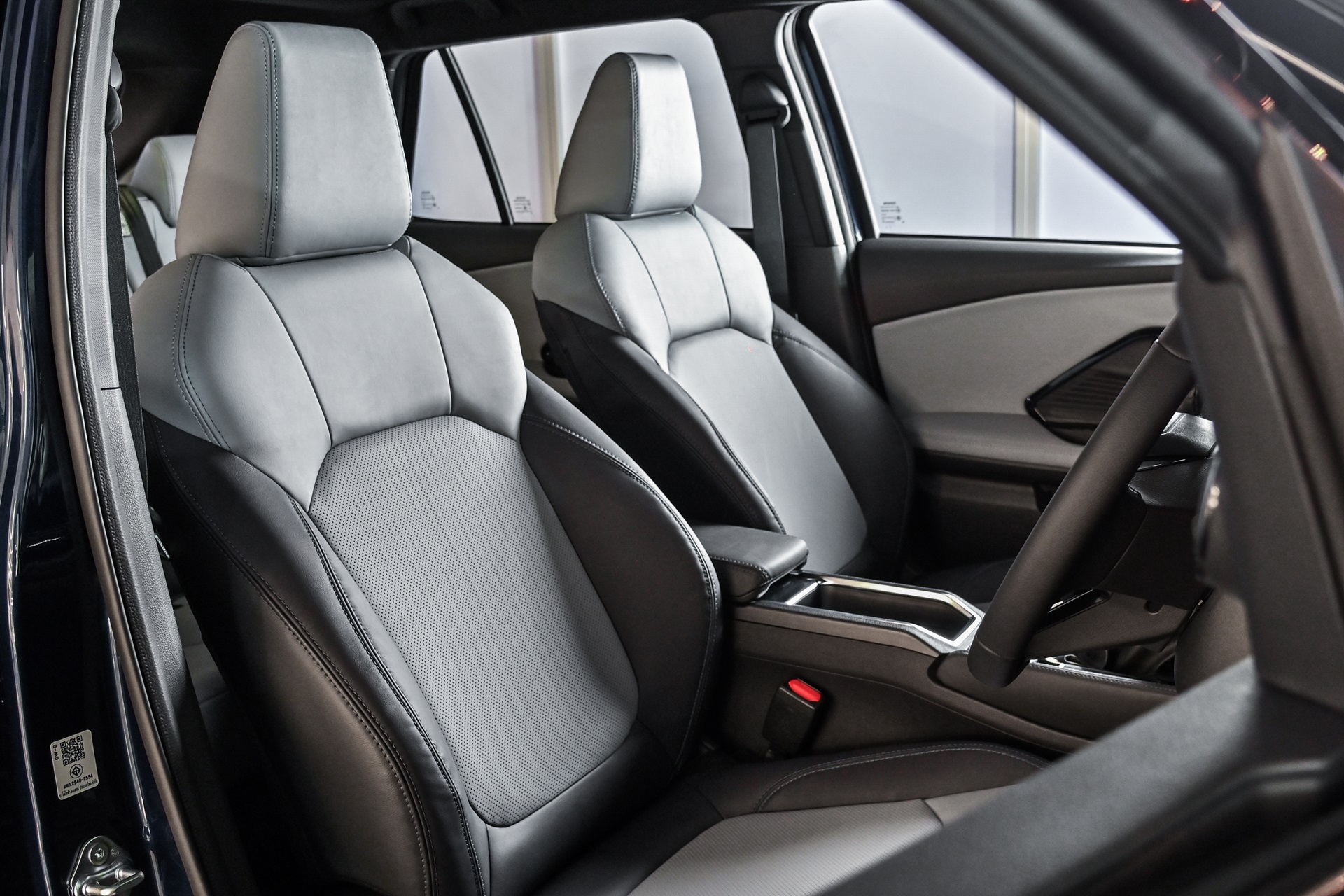 รูปภาพ โตโยต้า Toyota Yaris Cross HEV Premium Luxury ปี 2023