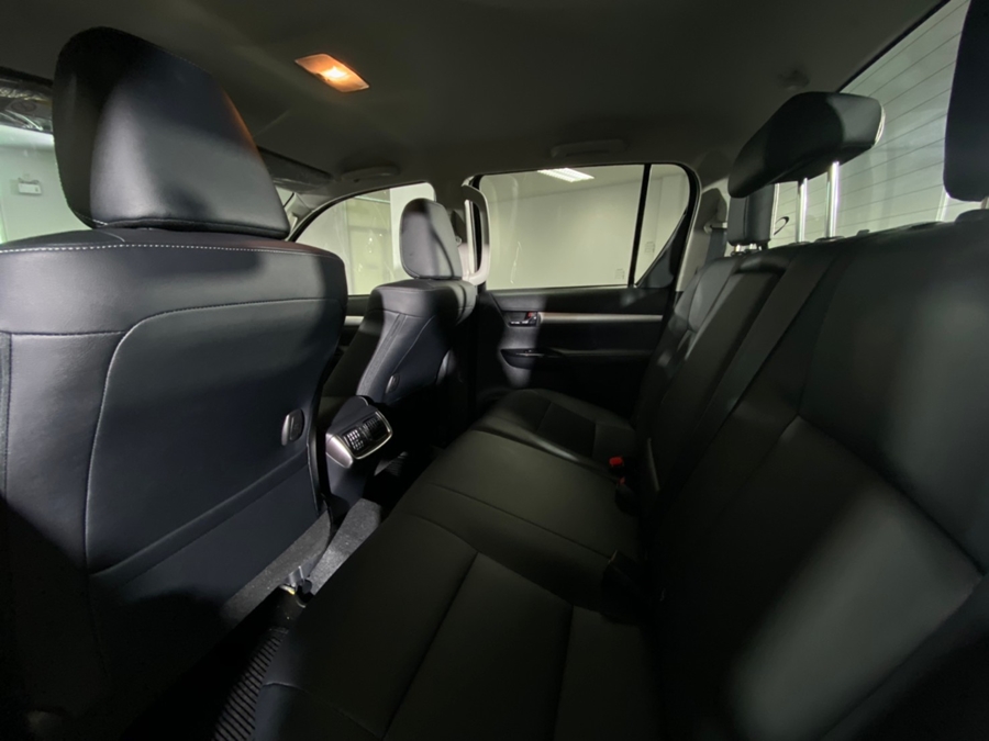 Toyota Revo Double Cab 4x4 2.8 High AT MY2021 โตโยต้า รีโว่ ปี 2021 : ภาพที่ 5