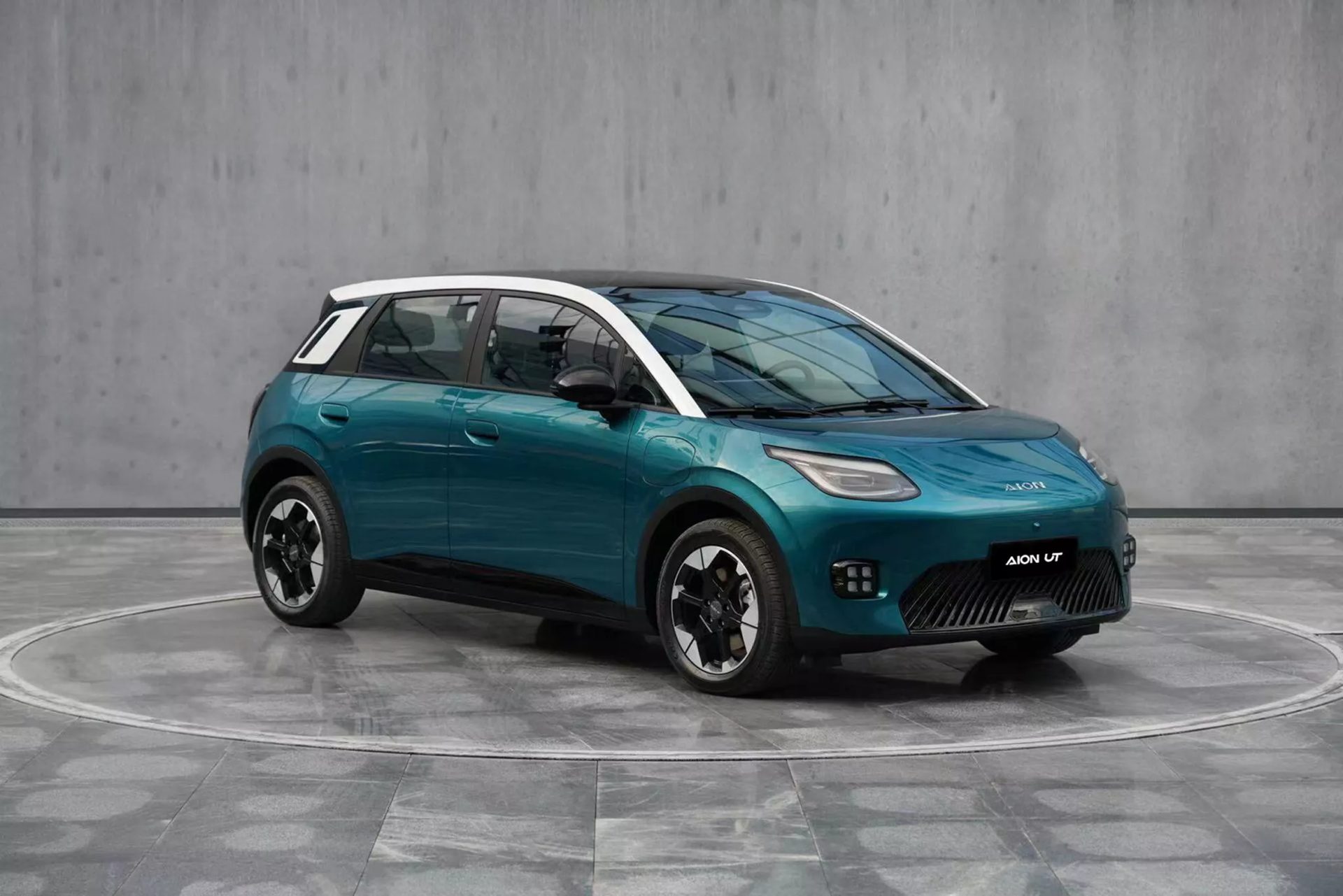 รูปภาพ Aion UT Premium ปี 2025