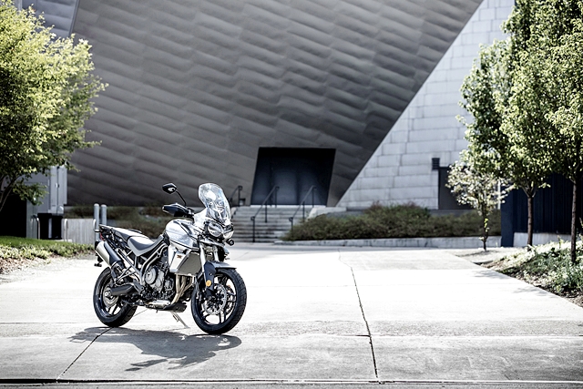 Triumph Tiger 800 XRT MY2018 ไทรอัมพ์ ปี 2018 : ภาพที่ 2