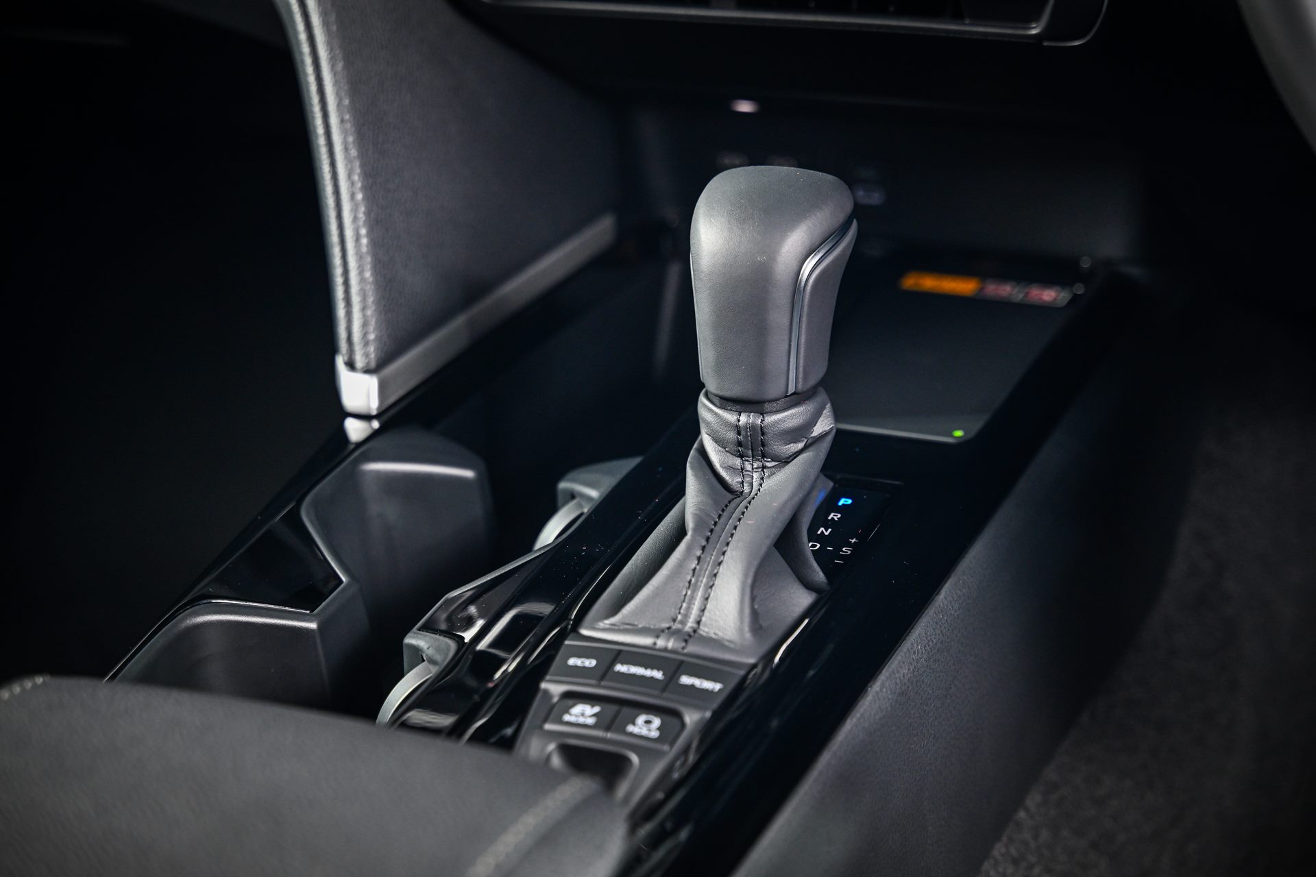 รูปภาพ โตโยต้า Toyota Camry HEV Premium ปี 2024