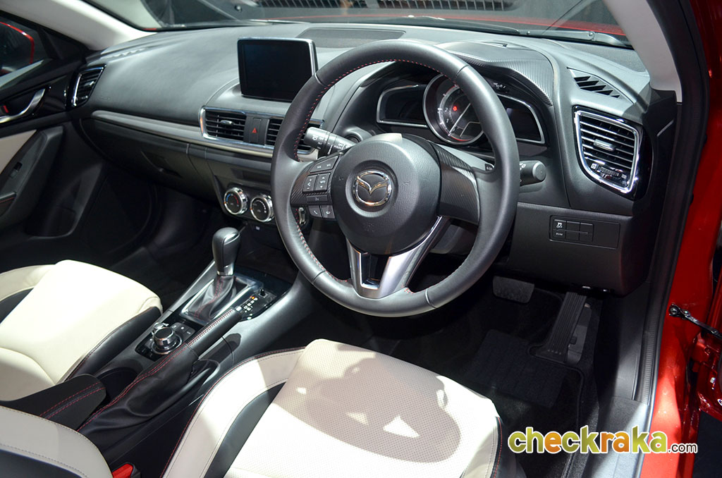 รูปภาพ มาสด้า Mazda 3 2.0 Sports Hatchback SP ปี 2014