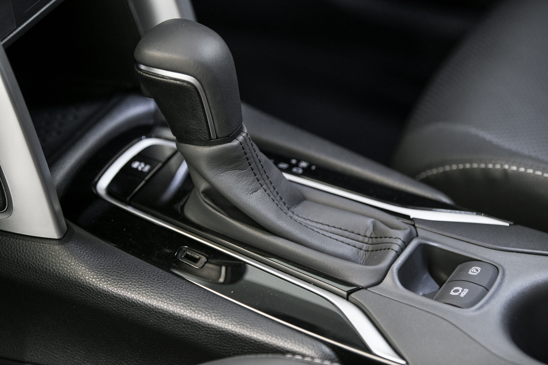 รูปภาพ โตโยต้า Toyota Corolla Cross HEV Smart ปี 2026