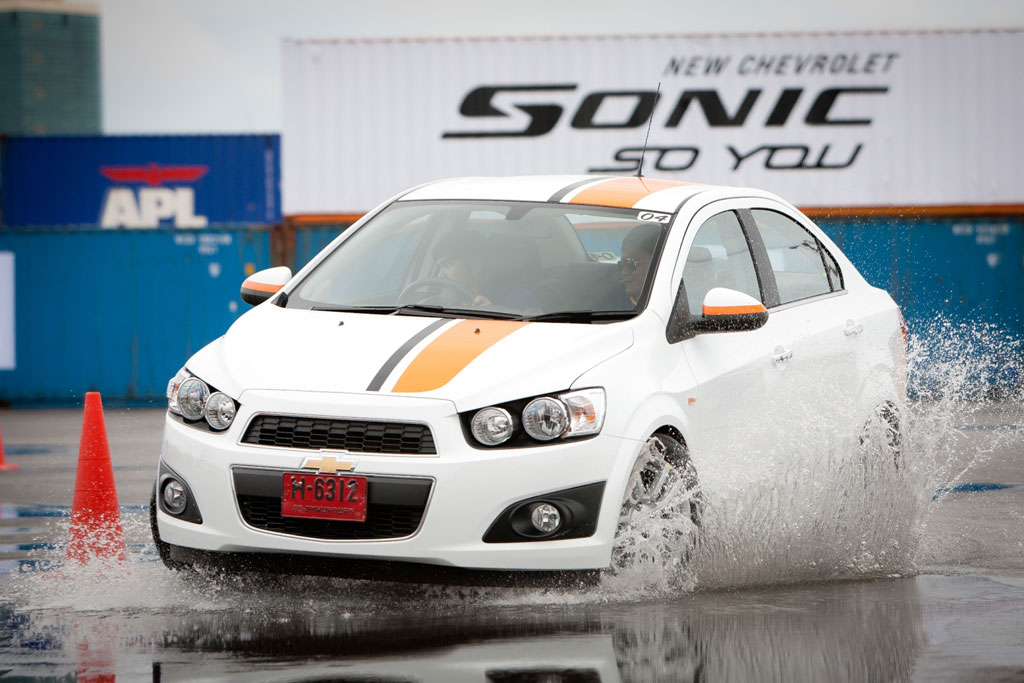 Chevrolet Sonic Notchback 1.4 AT LS เชฟโรเลต โซนิค ปี 2012 : ภาพที่ 1