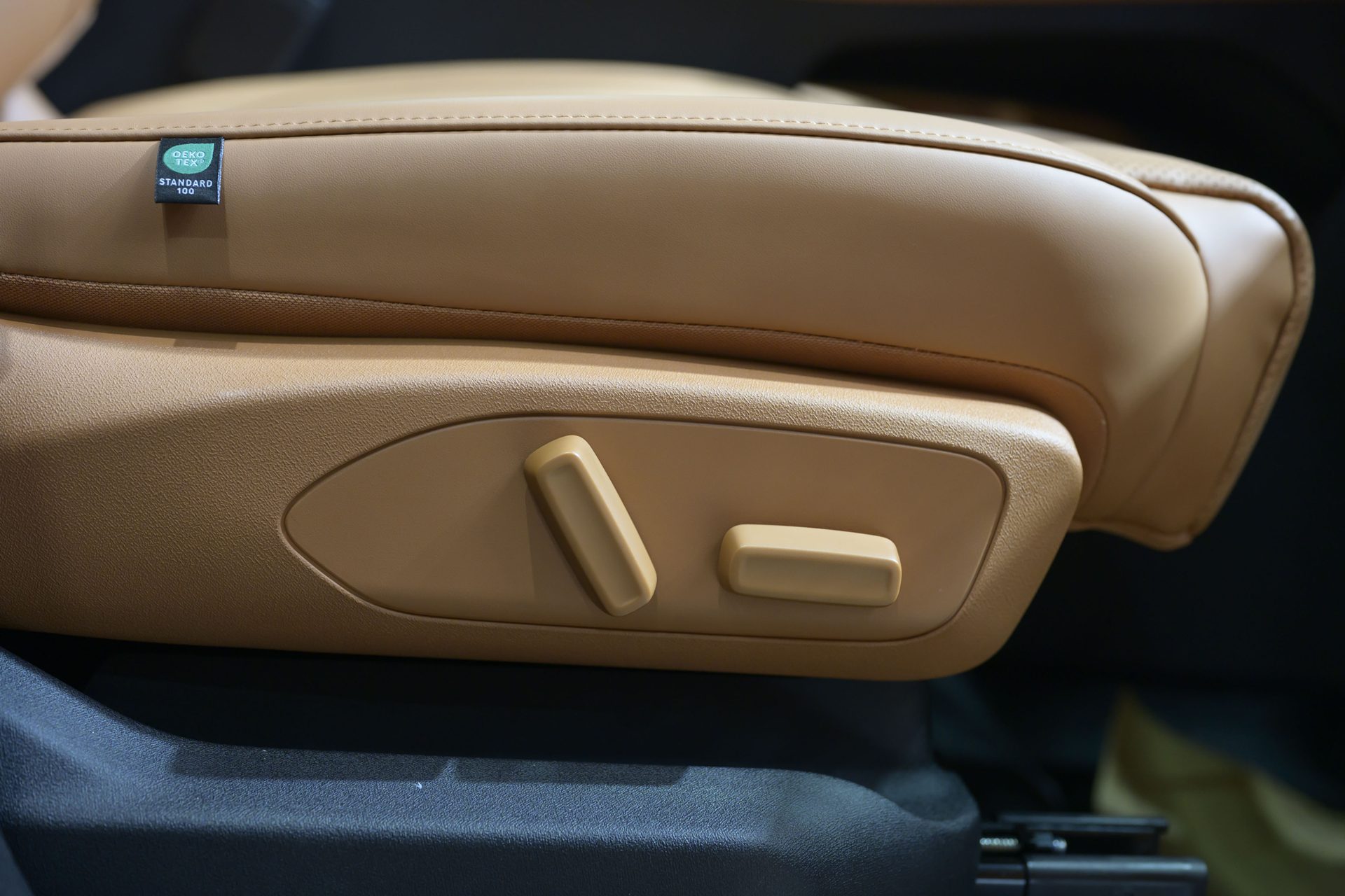 รูปภาพ ลีปมอเตอร์ Leapmotor C10 Design ปี 2024