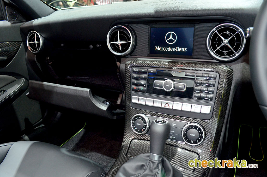 Mercedes-benz SLK-Class SLK200 CarbonLook Edition เมอร์เซเดส-เบนซ์ เอสแอลเค-คลาส ปี 2014 : ภาพที่ 13