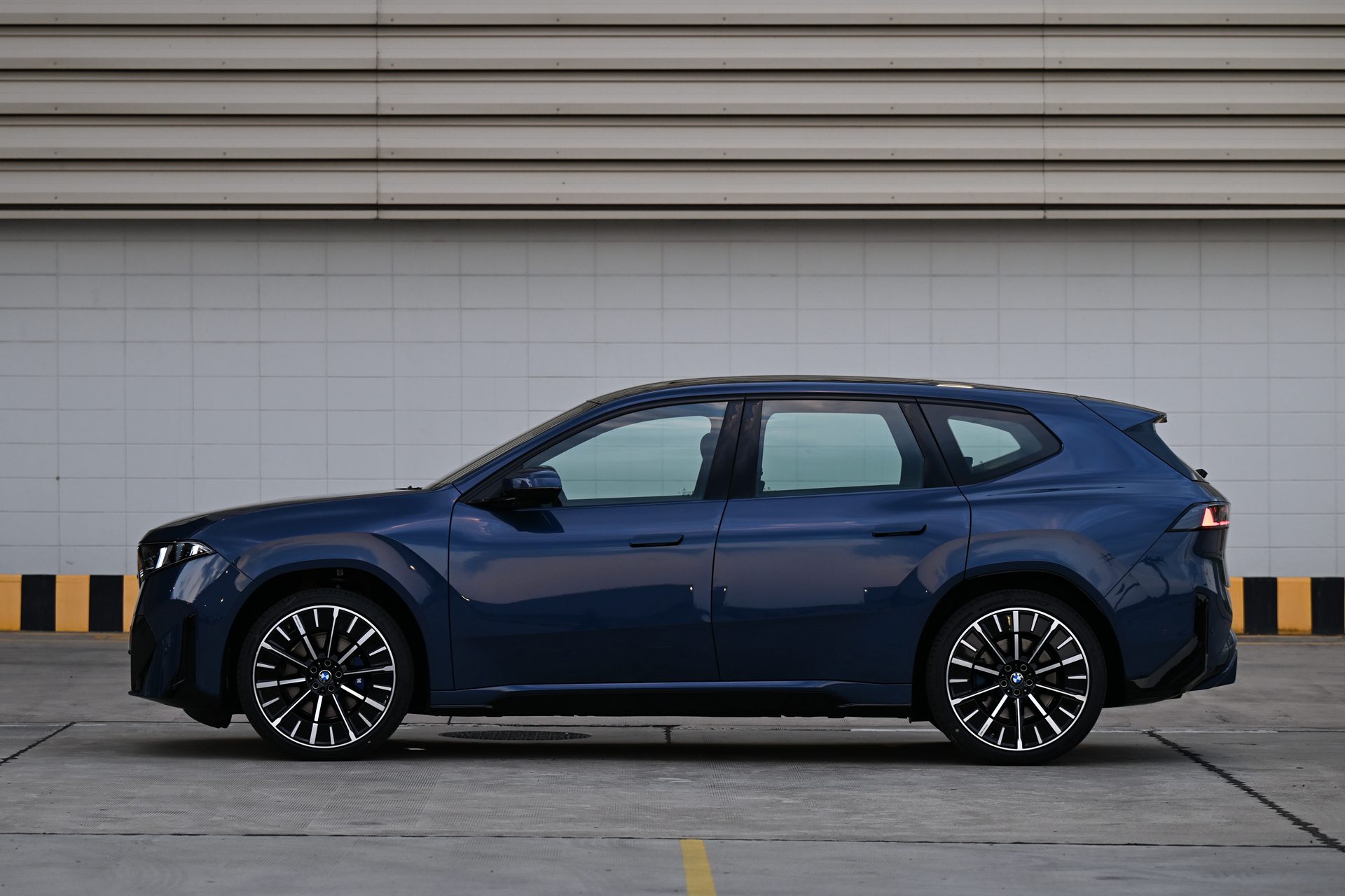 รูปภาพ บีเอ็มดับเบิลยู BMW i iX3 50 xDrive M Sport ปี 2026