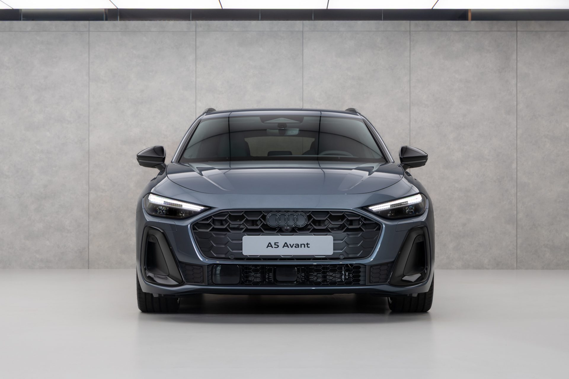 รูปภาพ อาวดี้ Audi A5 Avant TFSI e quattro Tech Plus ปี 2025