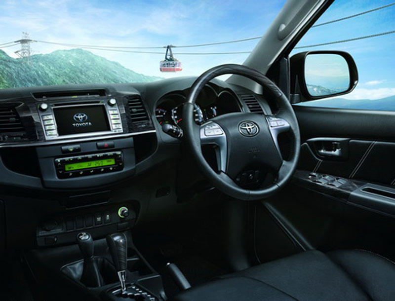 Toyota Fortuner 2.5 V A/T โตโยต้า ฟอร์จูนเนอร์ ปี 2013 : ภาพที่ 5