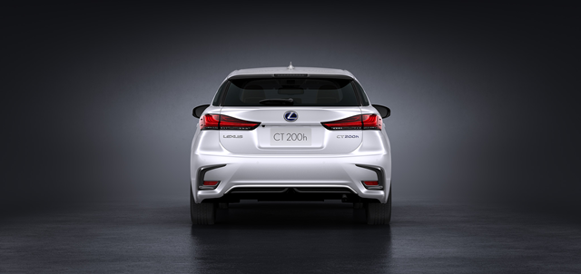 Lexus CT200h F Sport MY17 เลกซัส ซีที200เอช ปี 2017 : ภาพที่ 12