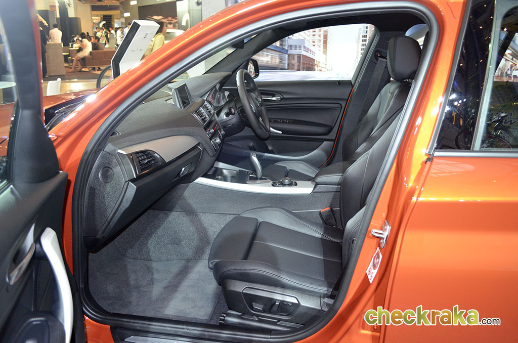 รูปภาพ บีเอ็มดับเบิลยู BMW Series 1 118i Sport ปี 2015