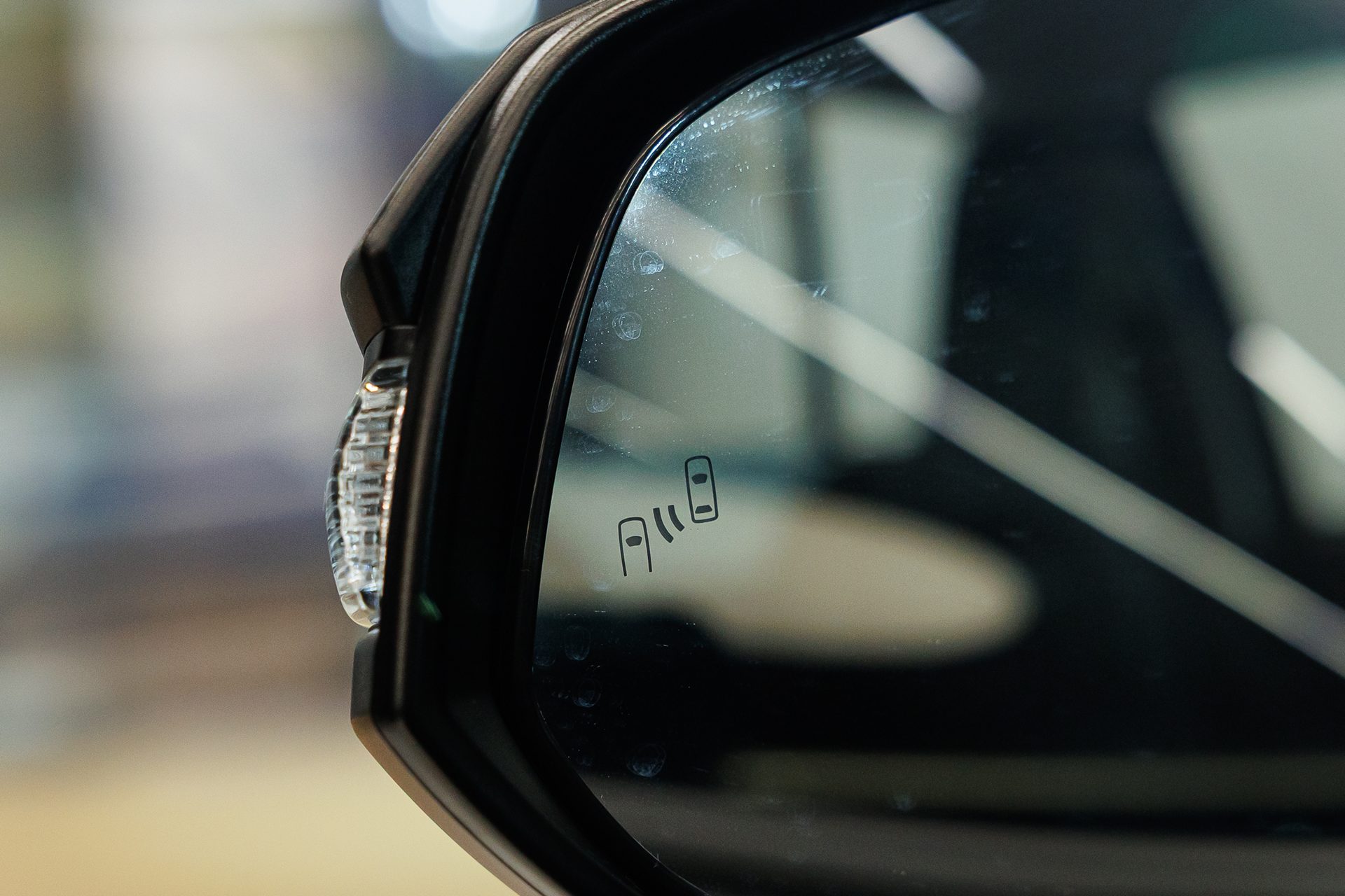 รูปภาพ โตโยต้า Toyota Hilux Travo Standard Cab 4TREX 2.8 MT ปี 2025