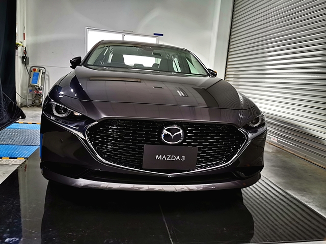 Mazda 3 2.0 C Sedan 2019 มาสด้า ปี 2019 : ภาพที่ 7